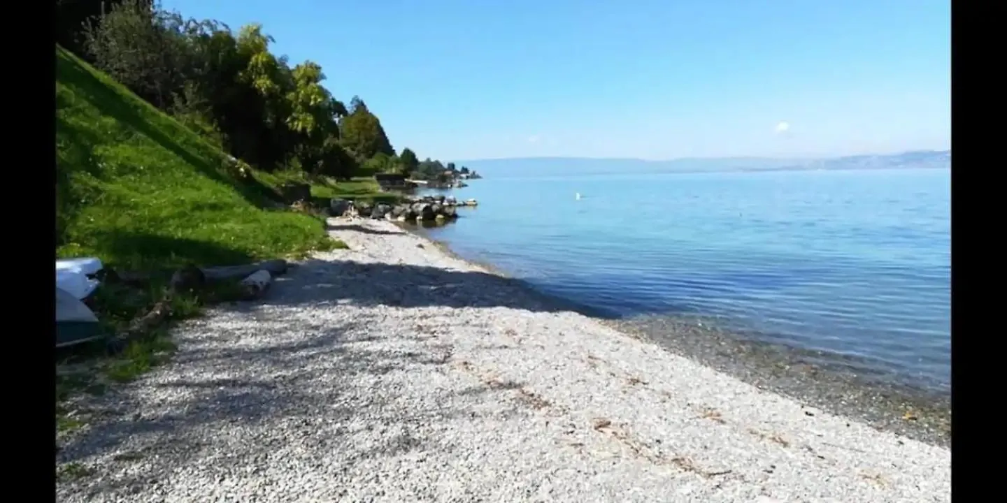 Villa Chez Malou&Hugo vue lac proche Suisse&stations ! à Saint-Gingolph 0*,